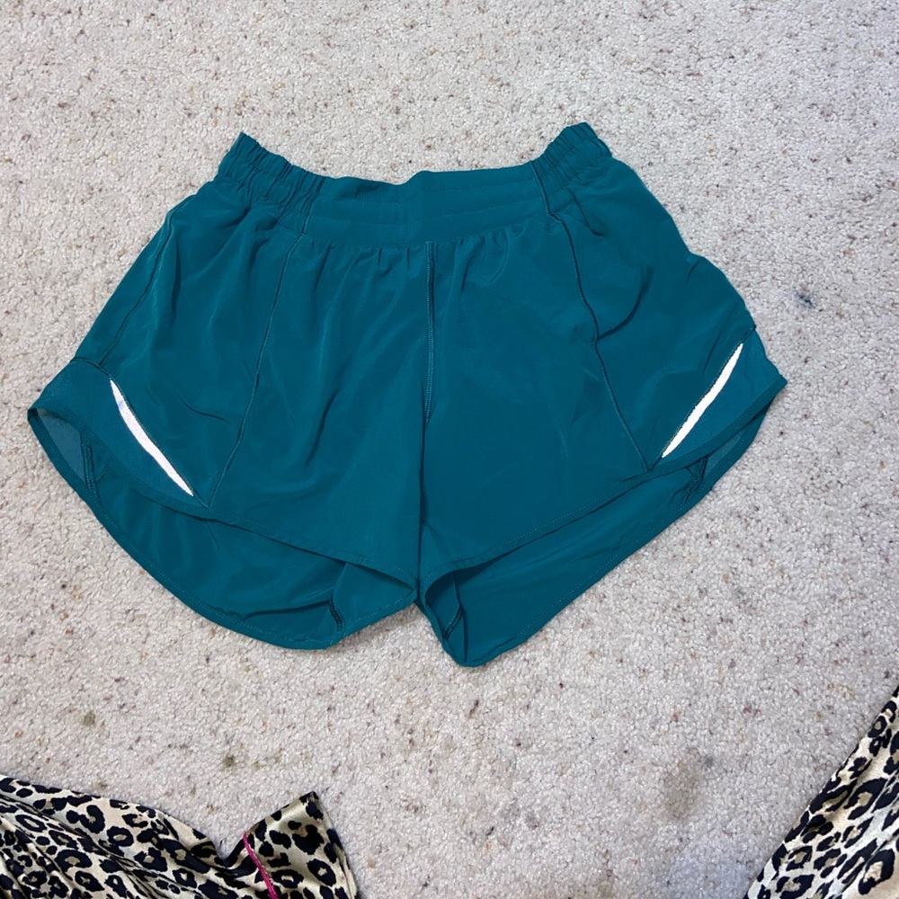 Lululemon hotty hots
